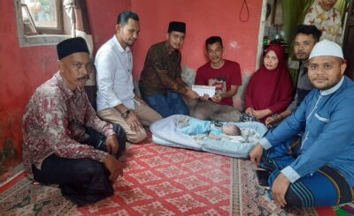 Gerakan Ormas Paya Bakong (GO_PB), Serahkan Bantuan Kepada Penderita Penyakit Bocor Jantung